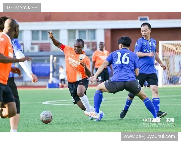 从绿茵少年到球队灵魂刘家祥坚守与辉煌的足球人生路